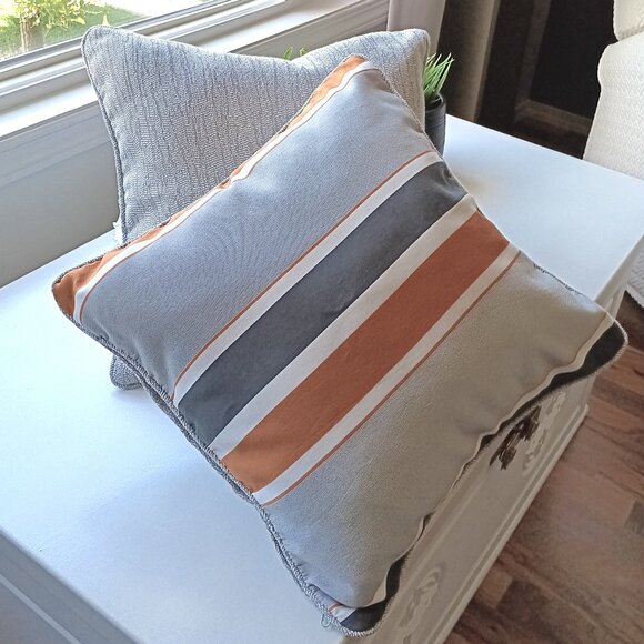 2 Indoor / Outdoor Cushion Covers (set of two) - Picture 1 of 3